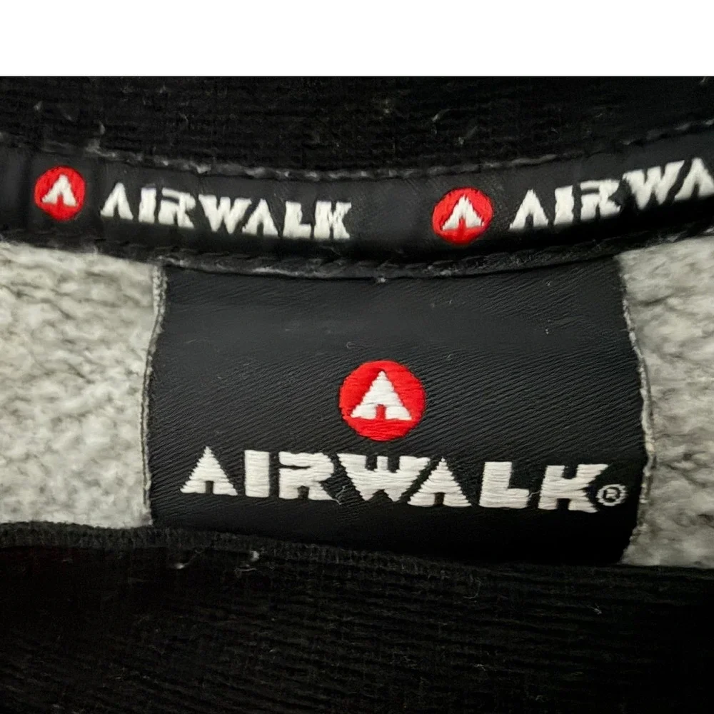 Airwalk Men's XS Diamond Print Crewneck Sweatshirt Gray Black Skatewear